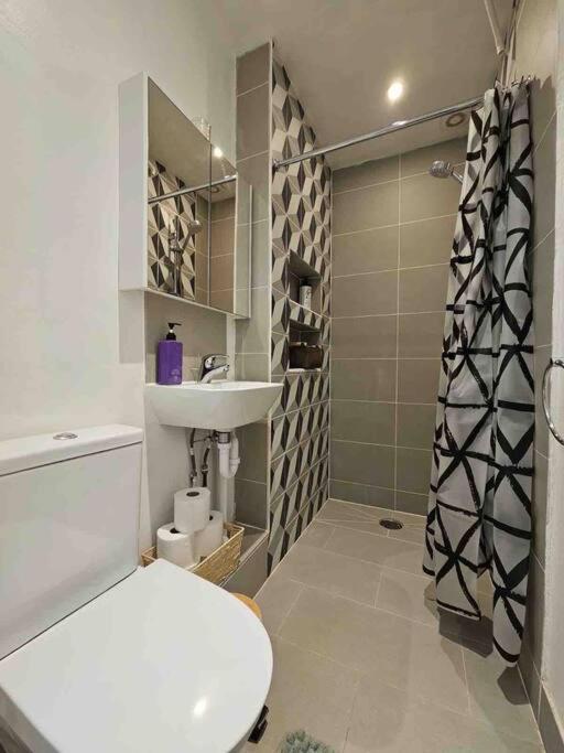 Beautiful And Spacious Flat Londra Dış mekan fotoğraf