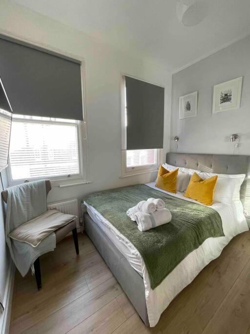 Beautiful And Spacious Flat Londra Dış mekan fotoğraf