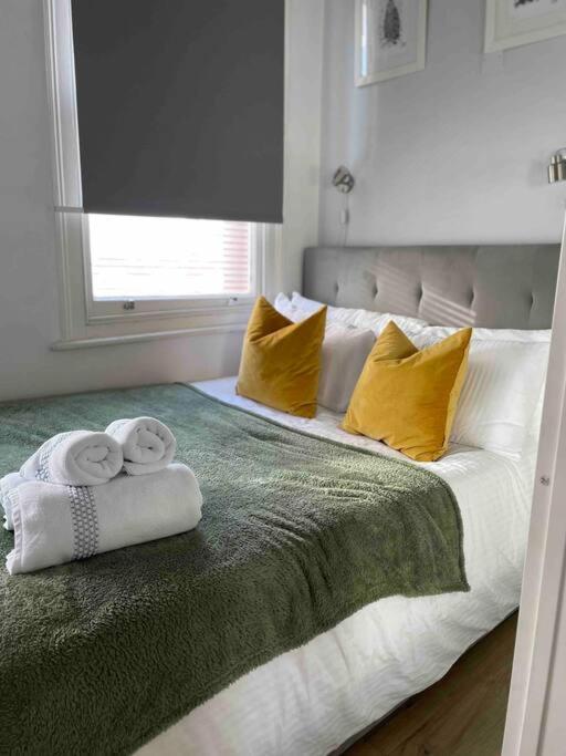 Beautiful And Spacious Flat Londra Dış mekan fotoğraf