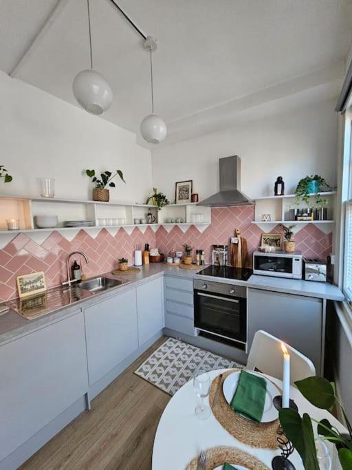 Beautiful And Spacious Flat Londra Dış mekan fotoğraf